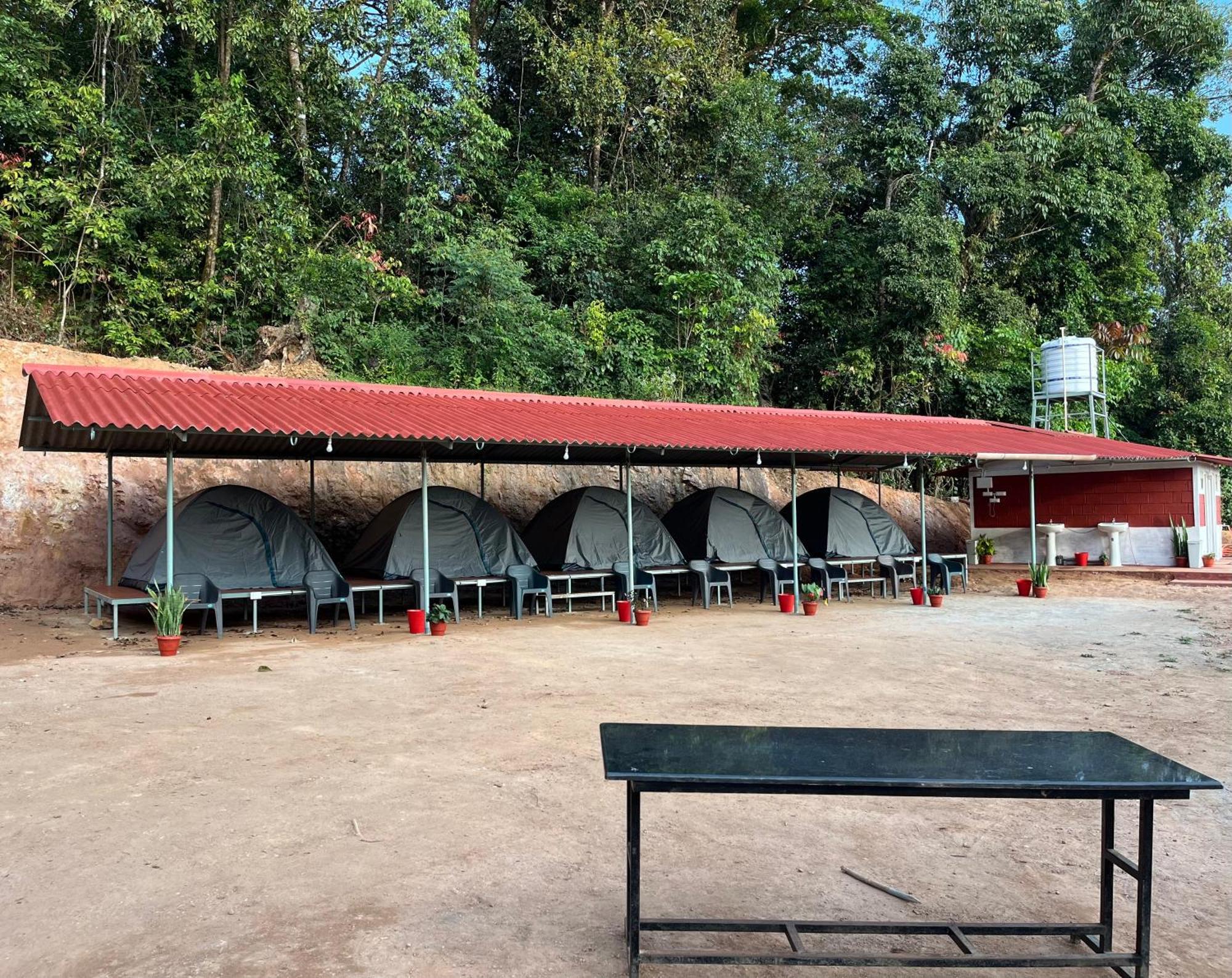 Готель The Nest Bettathur Coorg Campsite Мадікері Екстер'єр фото